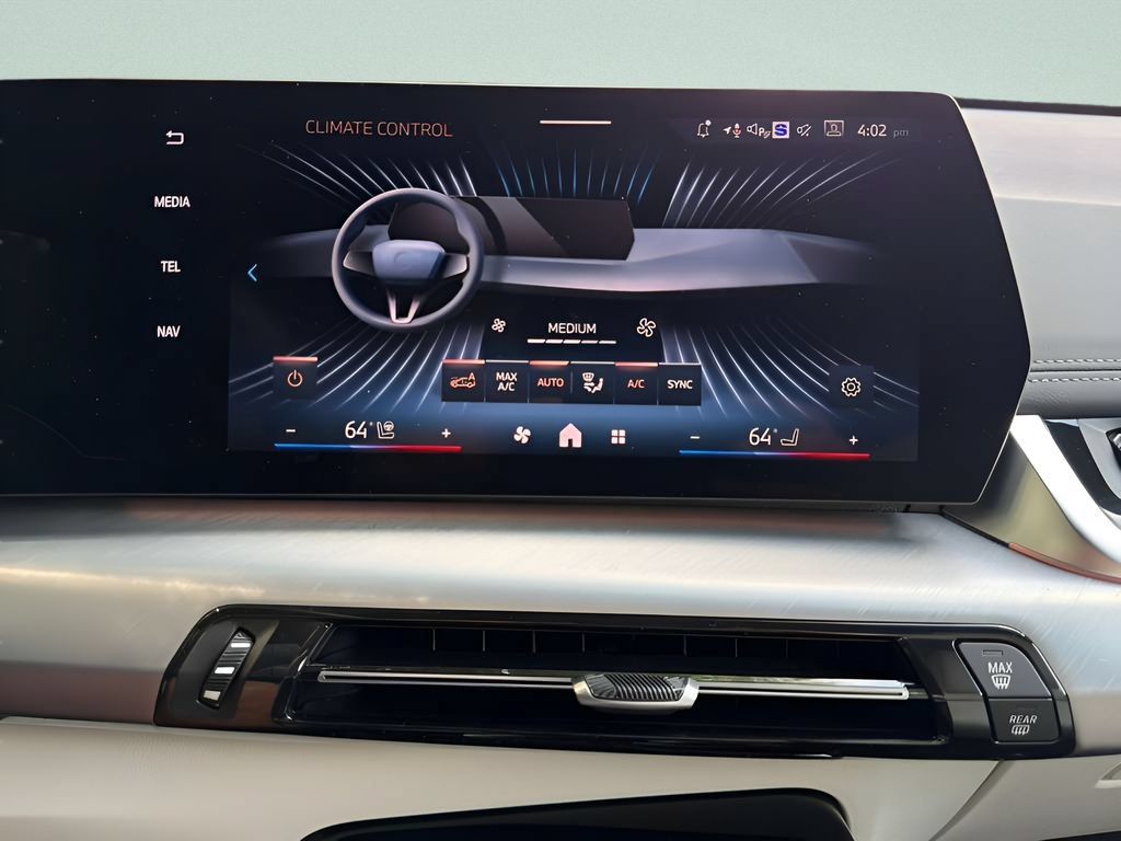 New 2026 BMW X1 xDrive28i w/ Technology Package AWD/4WD image 18