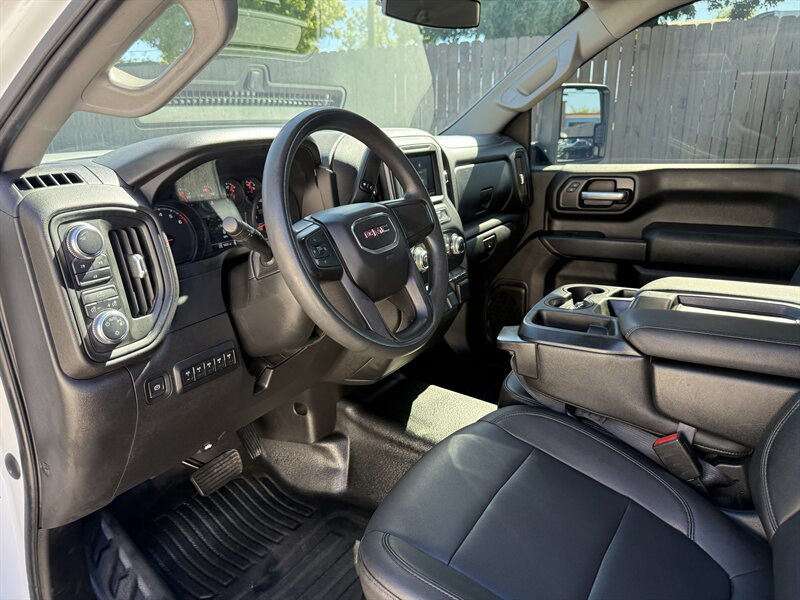 Used 2021 GMC Sierra 2500 4x4 Regular Cab w/ Convenience Package image 6