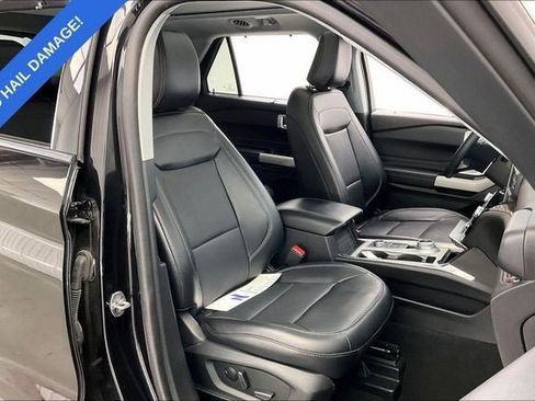 Used 2023 Ford Explorer Limited w/ Limited Technology Package AWD/4WD image 7