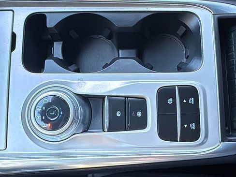 Certified 2022 Ford Explorer Limited w/ Hybrid Equipment Group 310A image 15