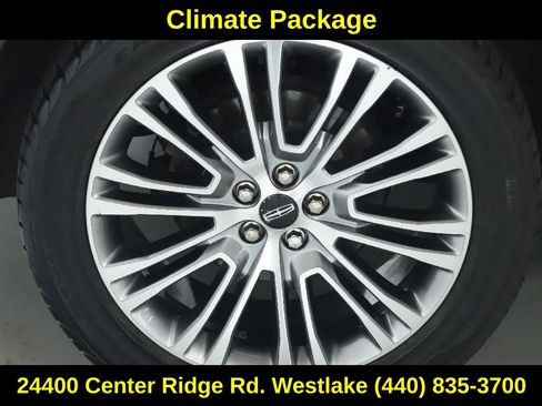 Used 2016 Lincoln MKX Reserve w/ Driver Assistance Package AWD/4WD image 12