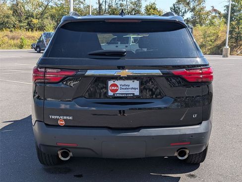 Used 2022 Chevrolet Traverse LT FWD image 6