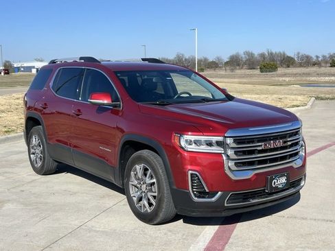 Used 2020 GMC Acadia SLT image 1