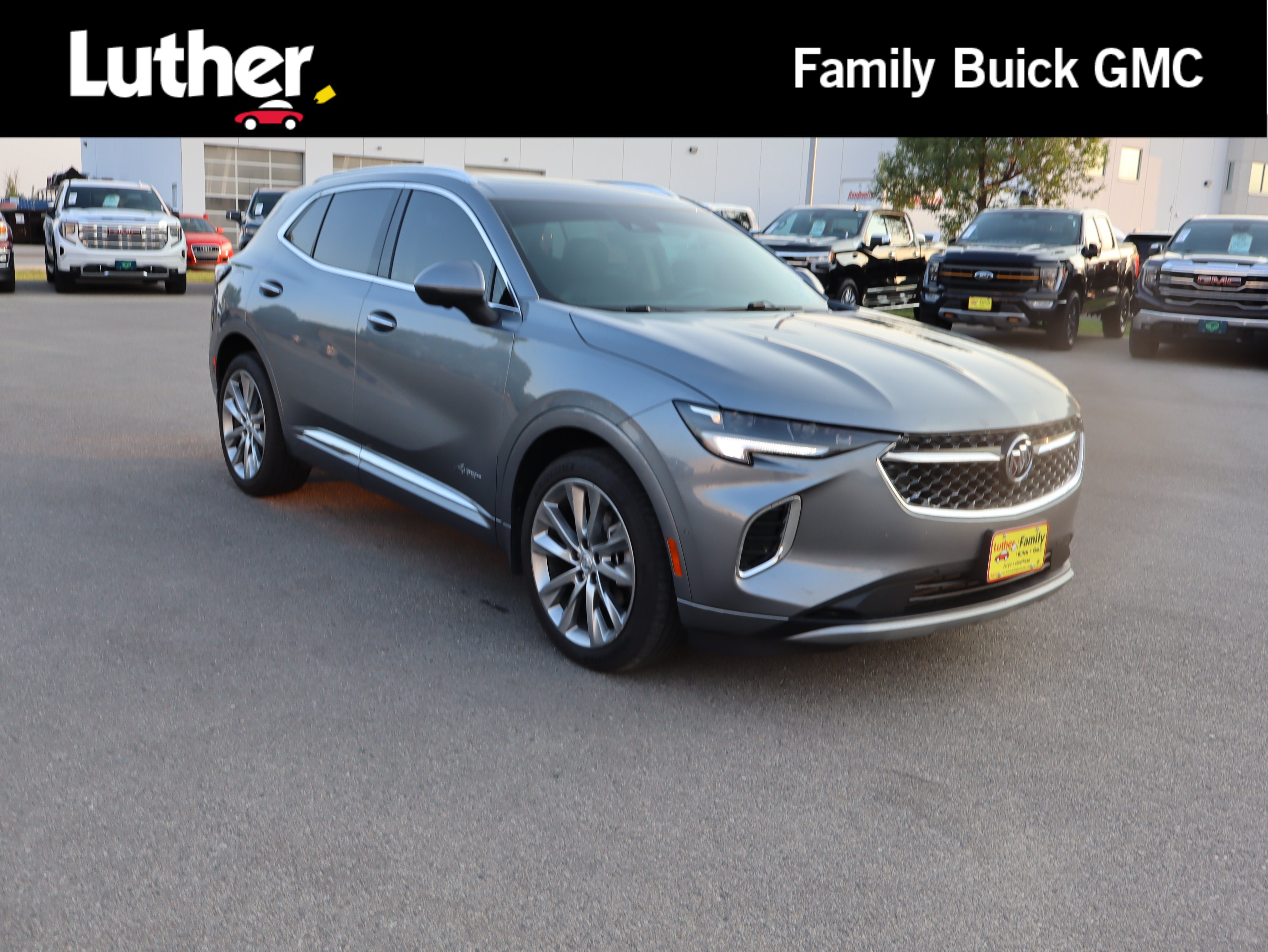 Used 2022 Buick Envision Avenir w/ Technology Package II AWD/4WD image 1