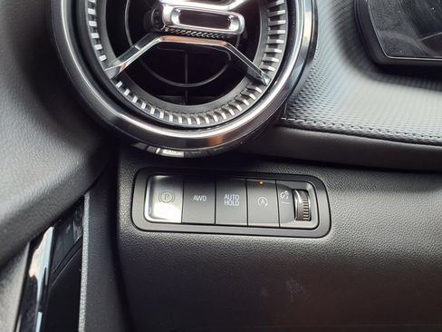 Used 2026 Chevrolet Equinox LT AWD/4WD image 15