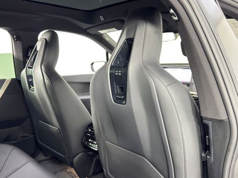 Used 2022 BMW iX xDrive50 w/ Sport Package image 37