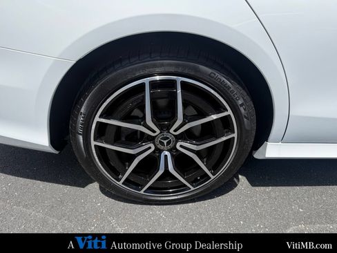 Used 2023 Mercedes-Benz E 350 4MATIC Sedan image 14