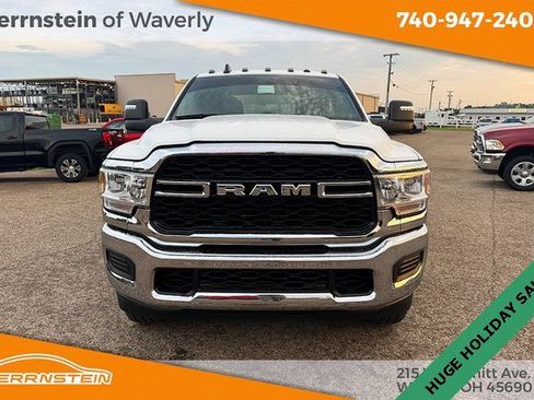 Used 2024 RAM 2500 Tradesman w/ Chrome Appearance Group image 2