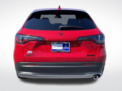 Certified 2026 Honda HR-V Sport image 5