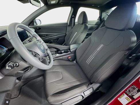 New 2026 Hyundai Elantra SEL Sport Premium FWD image 11