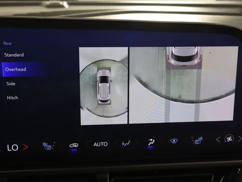 Used 2024 Chevrolet Equinox EV RS w/ LPO, Trailering Package image 38