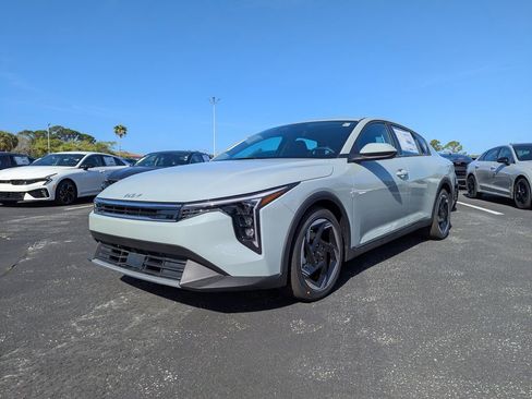 New 2026 Kia K4 GT-Line Turbo FWD image 4