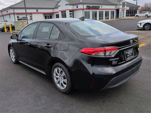 Certified 2025 Toyota Corolla LE image 5