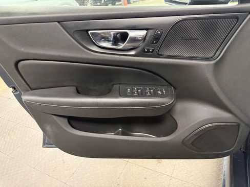 Used 2020 Volvo S60 T6 Inscription image 8