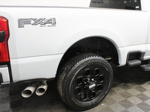 Used 2025 Ford F350 Lariat w/ Black Appearance Package AWD/4WD image 40