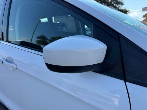 Used 2019 Ford Escape SE FWD image 9