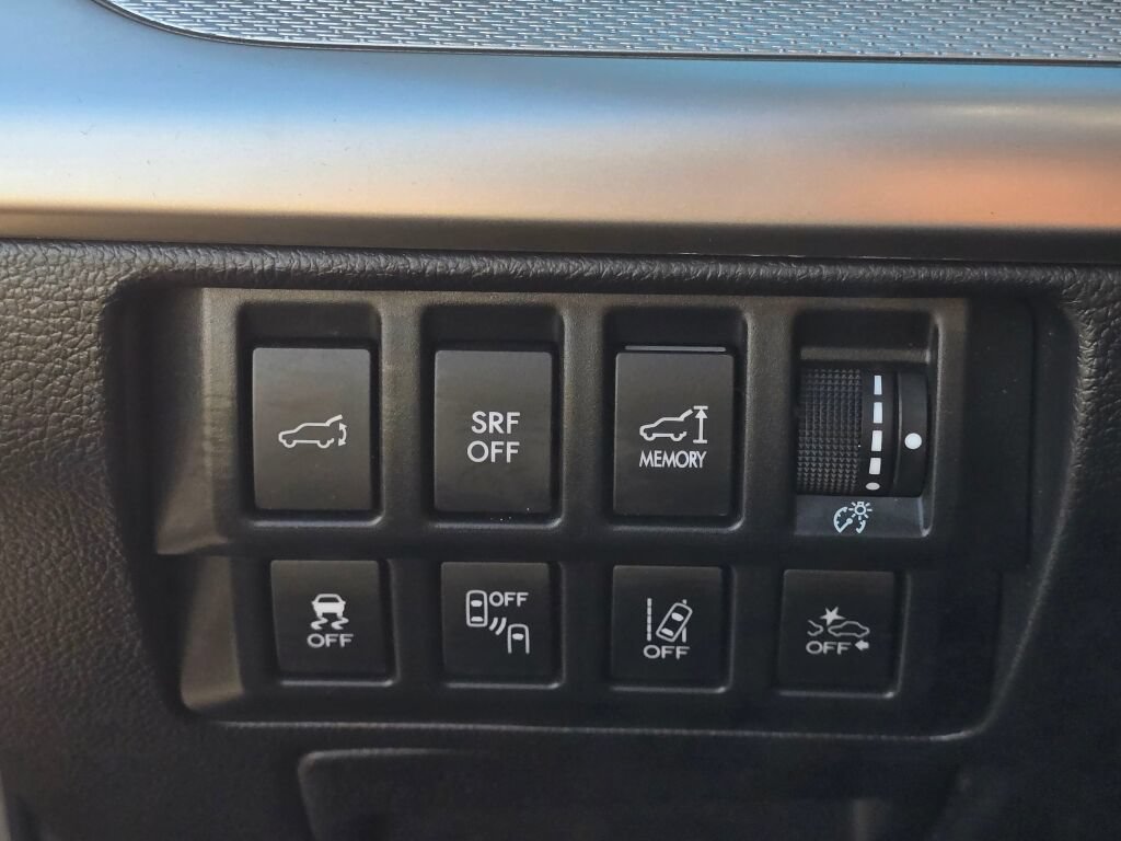 Used 2017 Subaru Outback 2.5i Premium AWD/4WD image 24