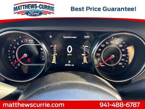 Used 2022 Jeep Gladiator Mojave w/ Trailer Tow Package AWD/4WD image 18