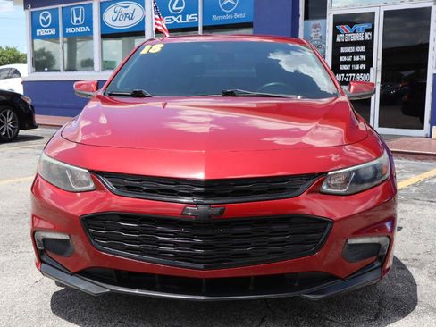 Used 2018 Chevrolet Malibu LT FWD image 9