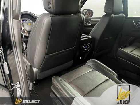 Used 2021 Chevrolet Tahoe High Country w/ Premium Package image 24