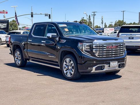 Used 2024 GMC Sierra 1500 Denali w/ Denali Reserve Package AWD/4WD image 18
