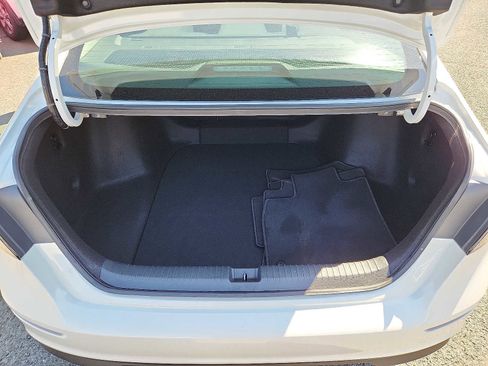 Certified 2023 Honda Accord EX image 27