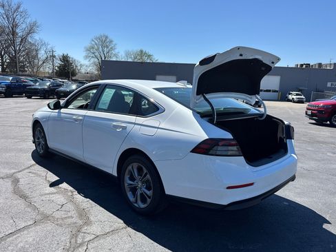 Used 2024 Honda Accord EX image 16