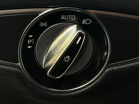 Used 2014 Mercedes-Benz S 63 AMG 4MATIC Sedan image 56