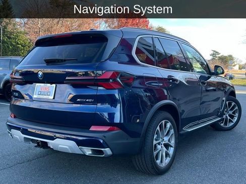 Used 2024 BMW X5 xDrive40i w/ Premium Package image 3