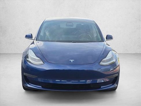 Used 2019 Tesla Model 3 Standard Range Plus RWD image 2