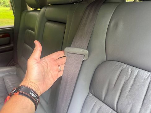 Used 2002 Lexus LX 470 4WD image 77