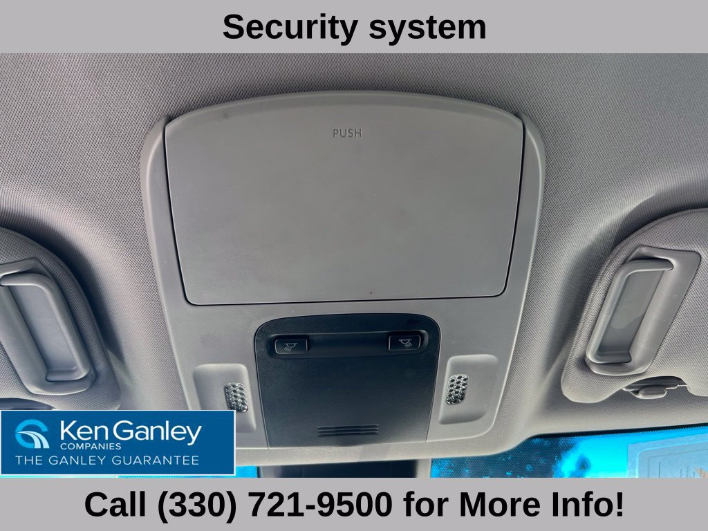Used 2018 Toyota Camry LE FWD image 35