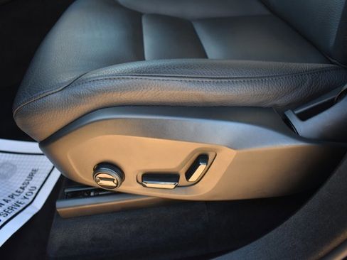 Used 2023 Volvo XC90 B6 Plus image 14