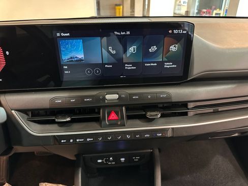 Used 2025 Kia K4 FWD image 17