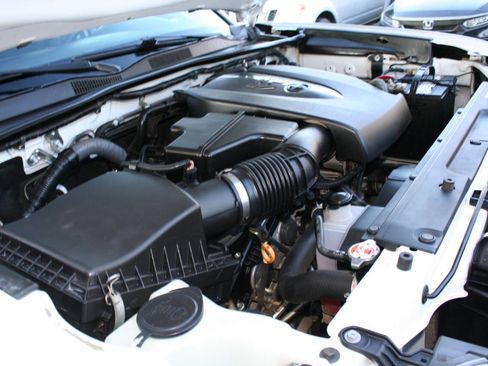 Used 2017 Toyota Tacoma SR5 image 23