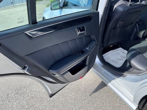 Used 2010 Mercedes-Benz E 63 AMG Sedan image 5