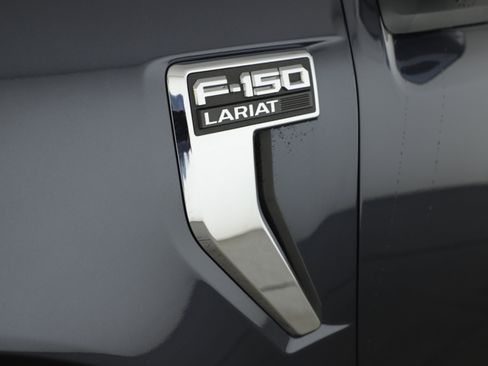 Used 2021 Ford F150 Lariat RWD image 18