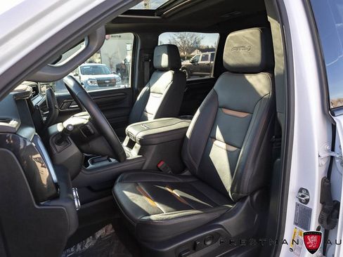 Used 2024 GMC Sierra 3500 AT4 w/ AT4 Preferred Package image 26