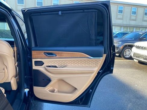 Certified 2023 Jeep Grand Cherokee L Summit image 28