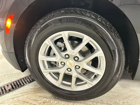 Used 2024 Chevrolet Equinox LT image 9