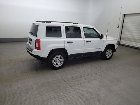Used 2015 Jeep Patriot Sport AWD/4WD image 10