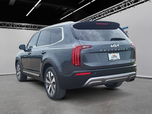 Used 2022 Kia Telluride EX w/ EX Premium Package FWD image 7