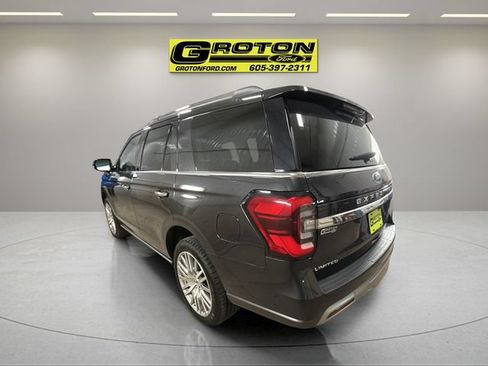 Used 2023 Ford Expedition Limited AWD/4WD image 2