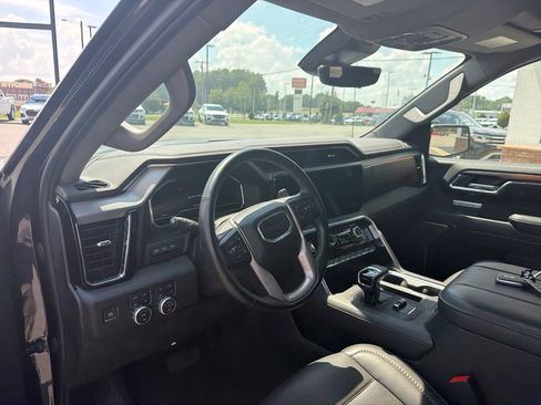 Used 2024 GMC Sierra 1500 Denali w/ Denali Reserve Package AWD/4WD image 4