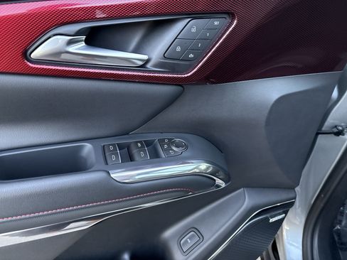 Used 2026 Chevrolet Traverse RS w/ LPO, Floor Liner Package FWD image 16