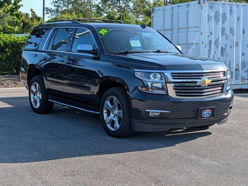 Used 2020 Chevrolet Tahoe Premier w/ Max Trailering Package image 2