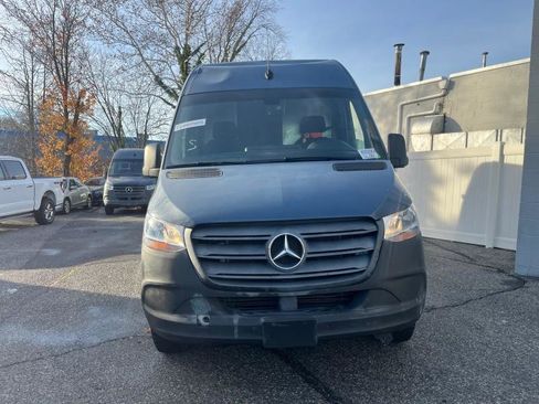 Used 2019 Mercedes-Benz Sprinter 170 image 2