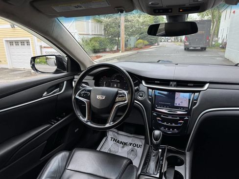 Used 2018 Cadillac XTS w/ Rear Seat Comfort Package image 33