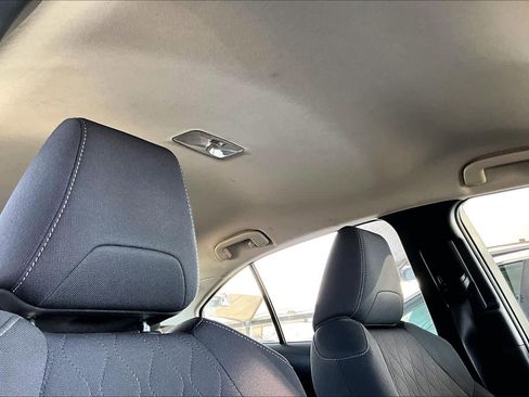 Used 2020 Toyota Corolla LE image 14