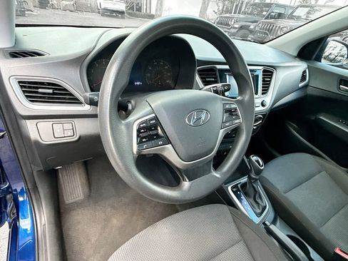 Used 2020 Hyundai Accent SE image 12